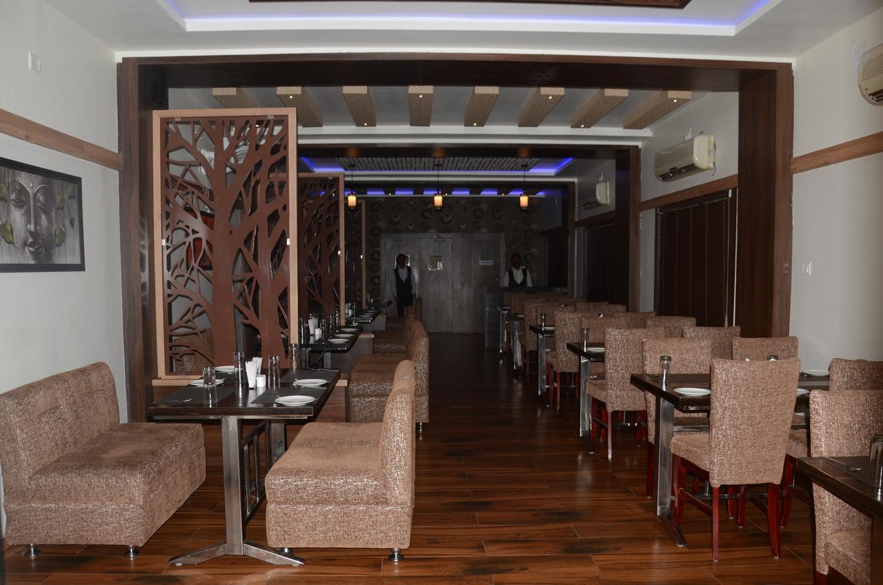 Hotel Triveni Balangir 外观 照片