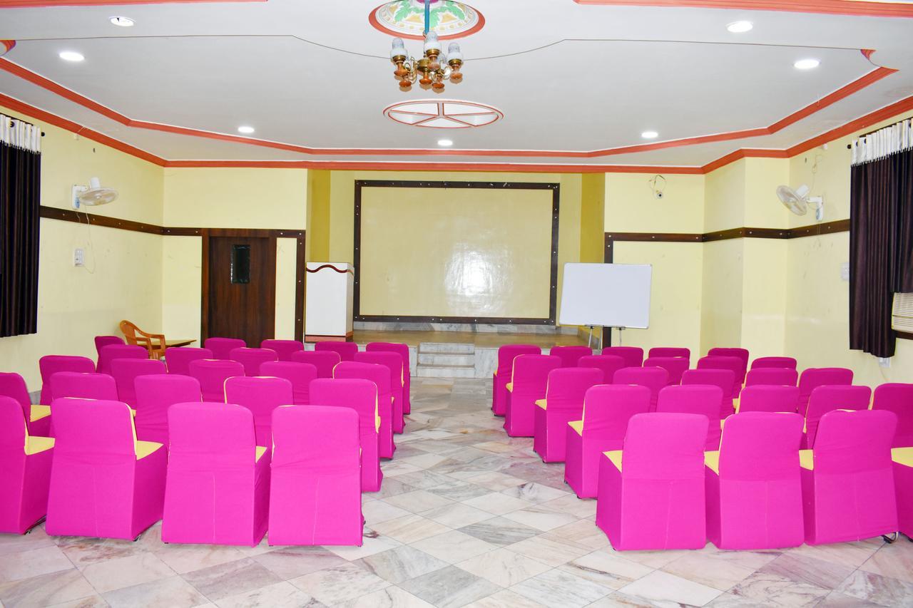 Hotel Triveni Balangir 外观 照片