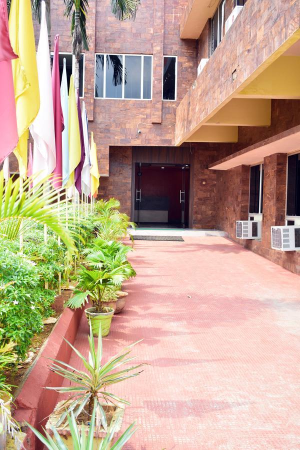 Hotel Triveni Balangir 外观 照片